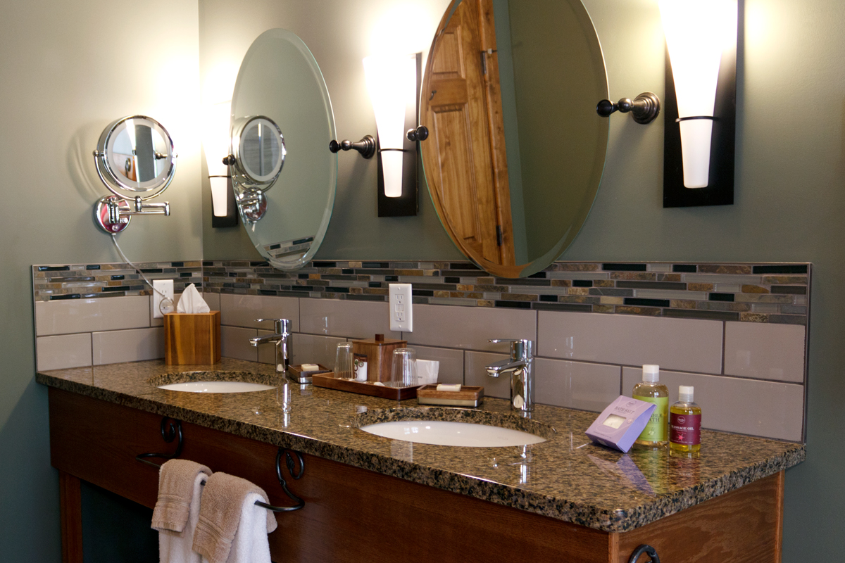 Birchside Vanity | The Prairie Creek Inn