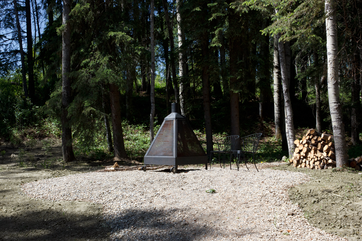 Birchside Cottage Outdoor Fire-pit | The Prairie Creek Inn