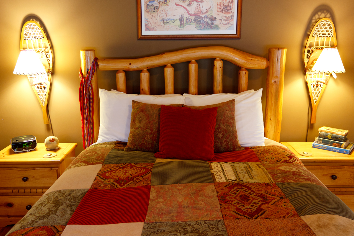 Explorers Suite | The Prairie Creek Inn