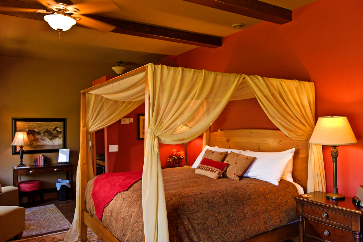 Stables Suite | The Prairie Creek Inn