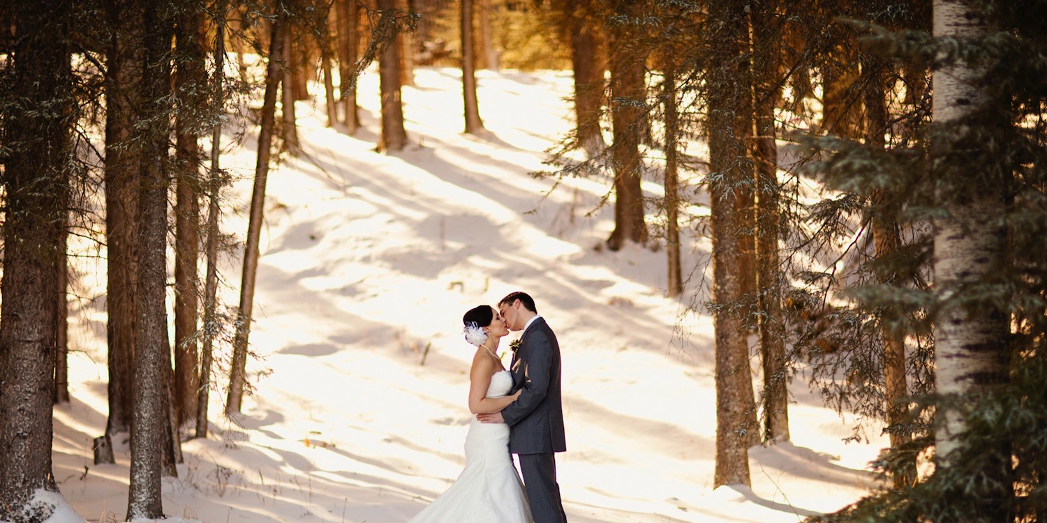 Couple in Forest in Winter ~ Hazy Blur Creative ~ The Prairie Creek Inn